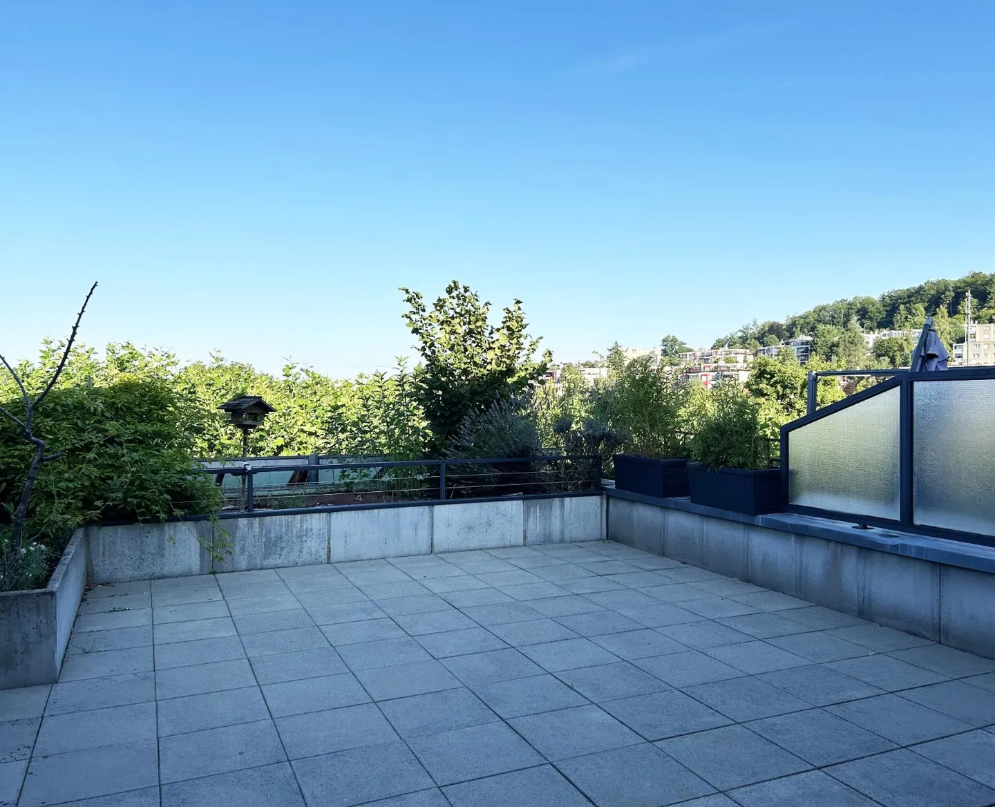 Spaziosa villa di 5 camere - Foto 7 di 8