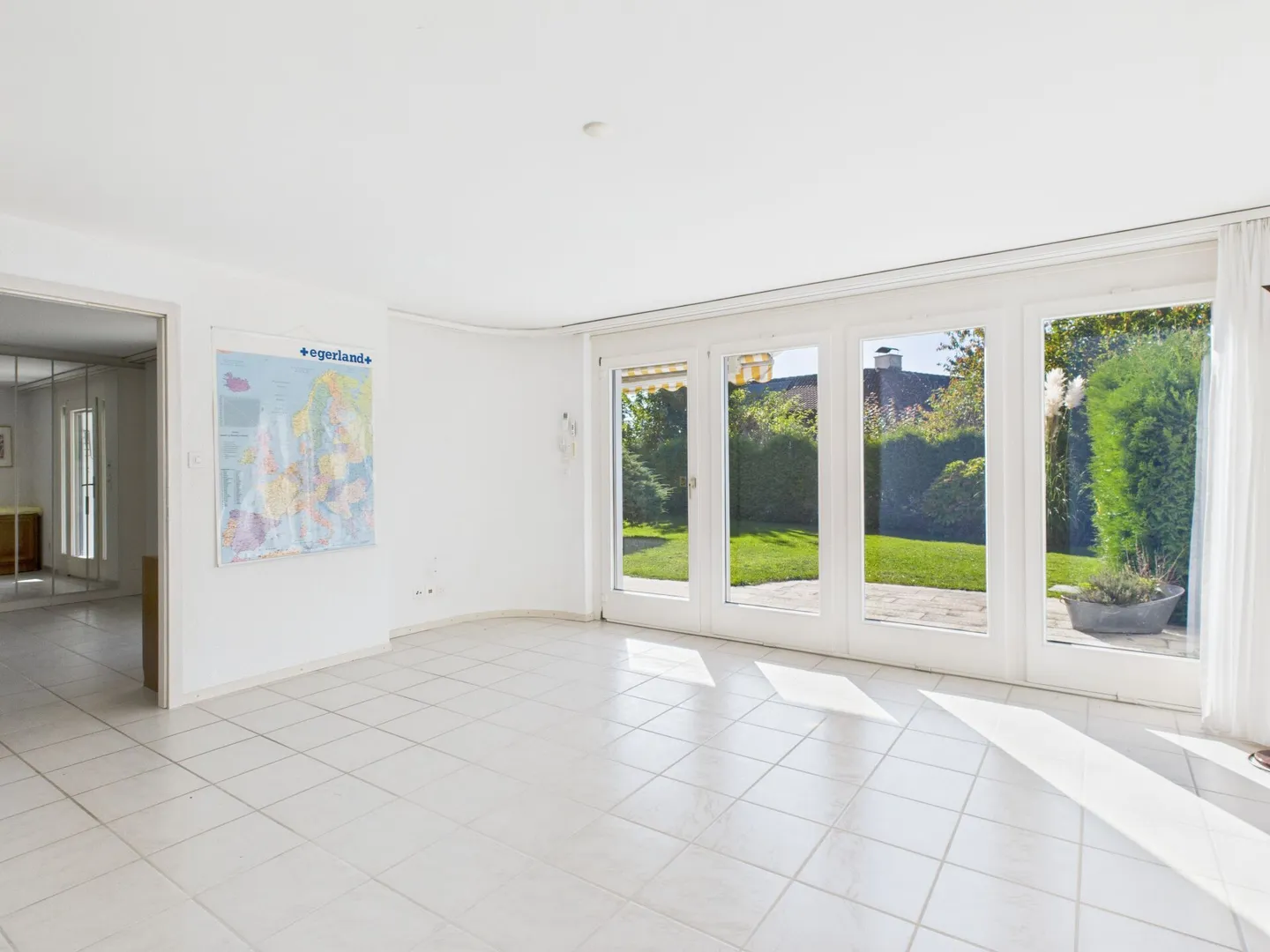 Family-Friendly with Sunny Garden - Photo 5 of 9