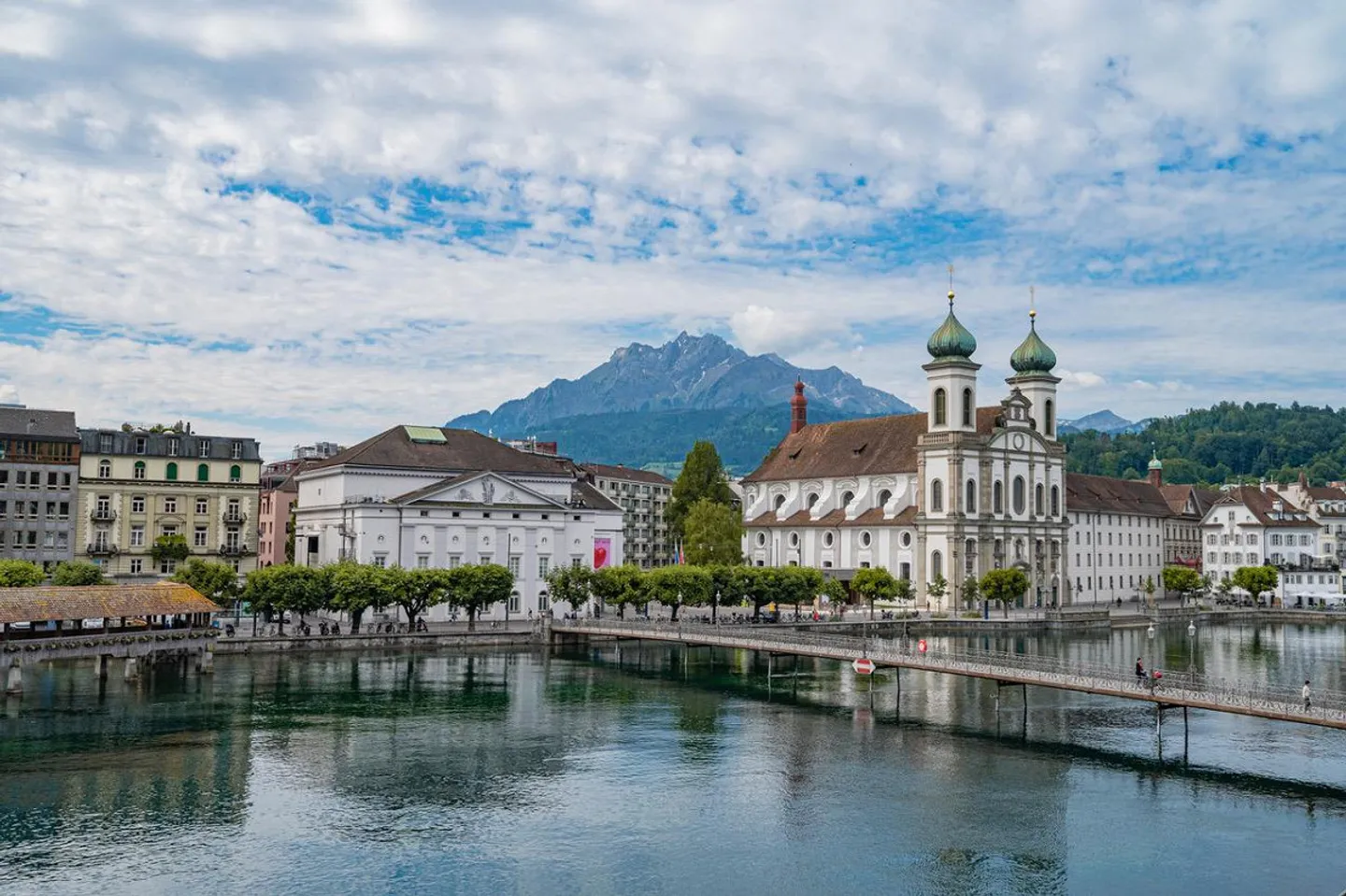 Modernes Apartment mit traumhafter Aussicht - Foto 3 von 9