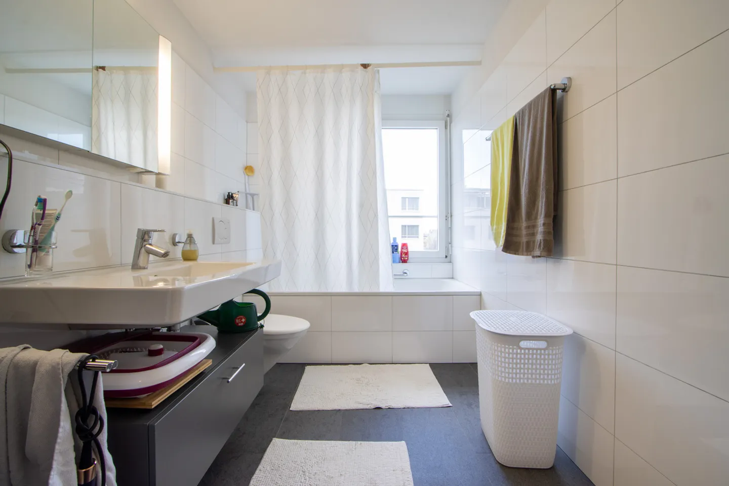 Komfortable 5.5-Zimmerwohnung an zentraler Lage - Foto 5 von 11