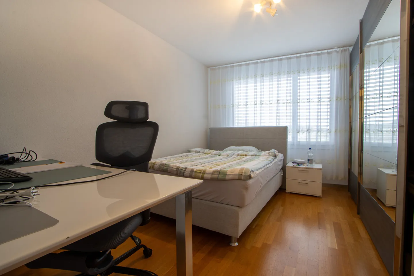 Komfortable 5.5-Zimmerwohnung an zentraler Lage - Foto 9 von 11