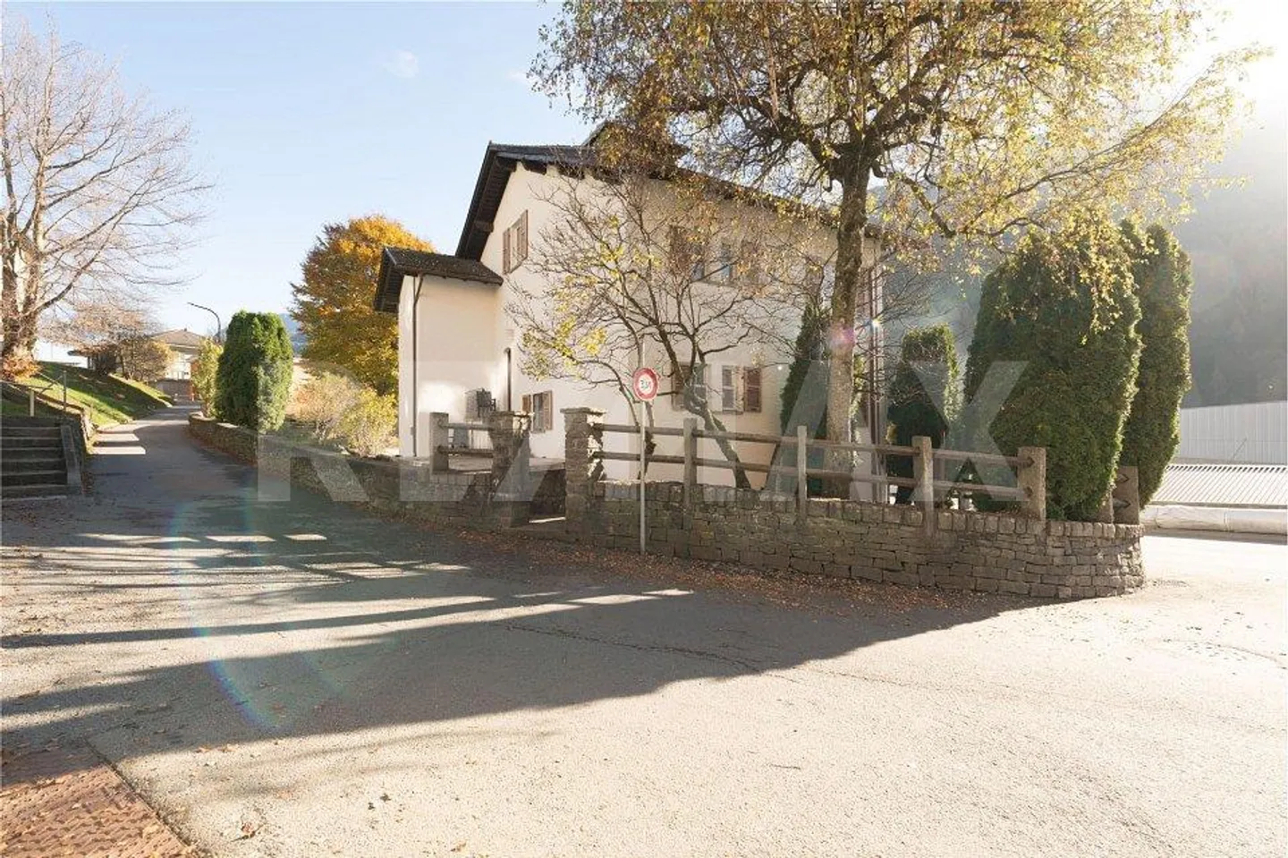 Casa con 3 appartamenti e tanto altro - Foto 3 di 13