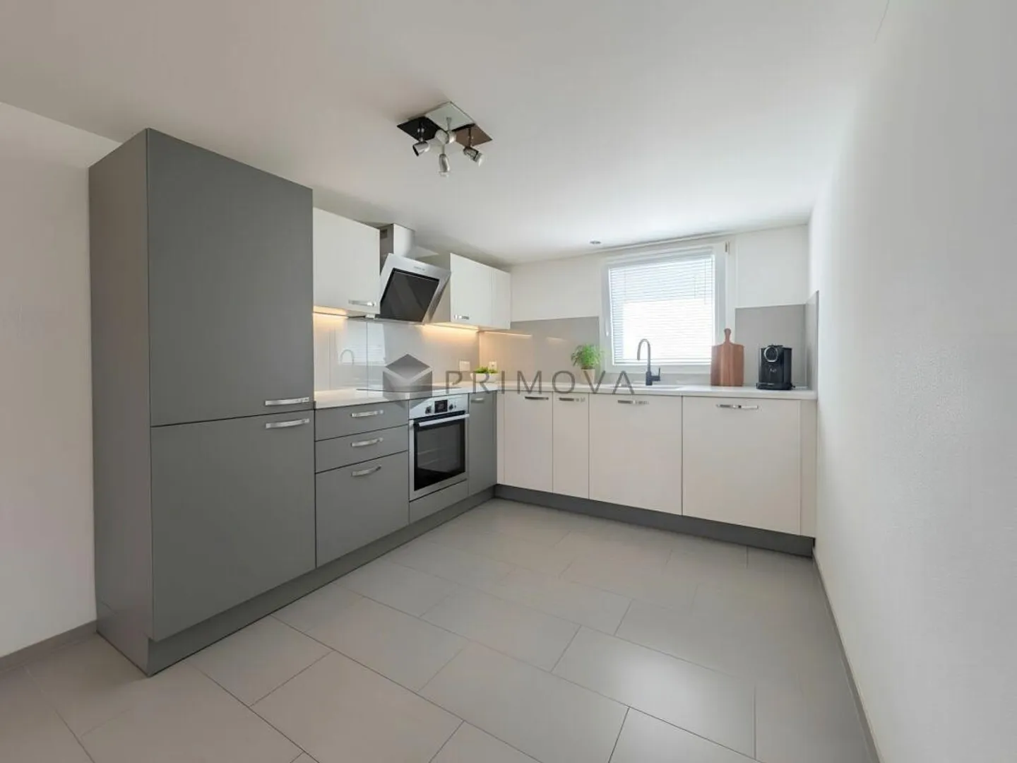 Maison Multi-Familiale avec Potentiel - Photo 3 sur 9