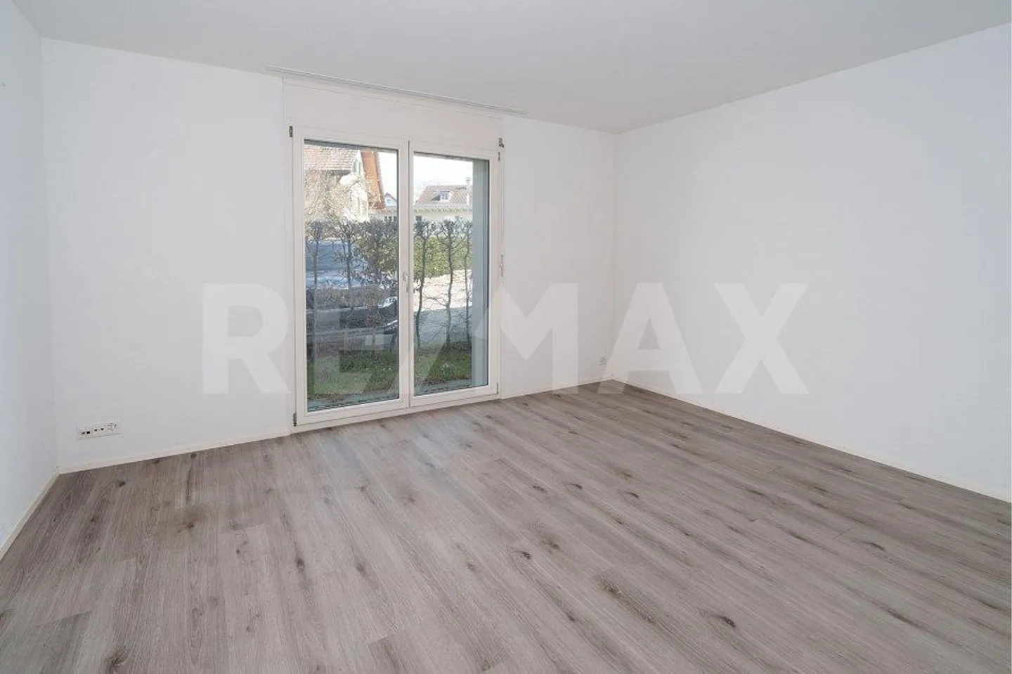 3½ Room Condominium in Preferred Residential Area - Photo 7 of 11