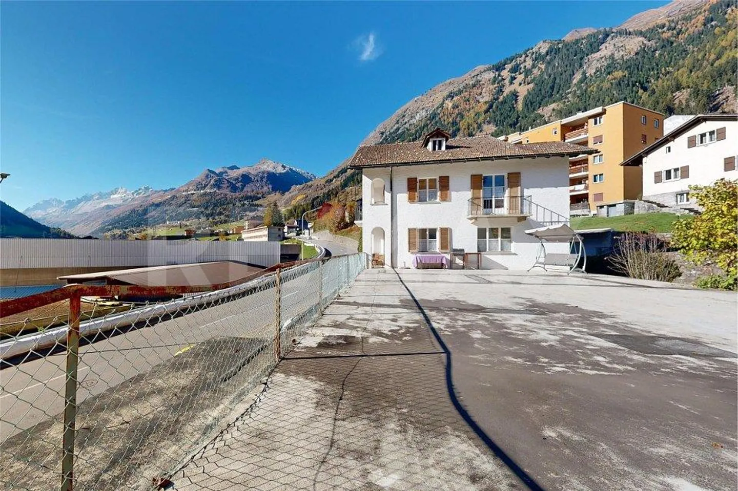 Casa con 3 appartamenti e tanto altro - Foto 13 di 13