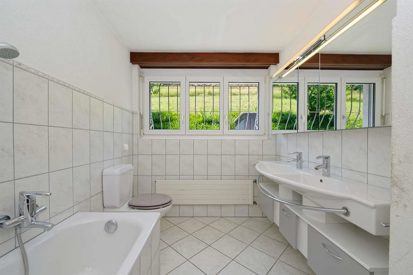 Grosszügiges Einfamilienhaus - Foto 5 von 13