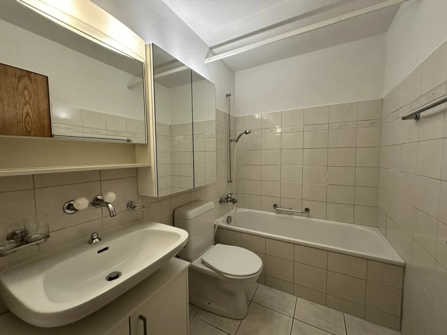 3½-Zimmer-Wohnung mit schöner Aus- und Weitsicht - Foto 8 di 11