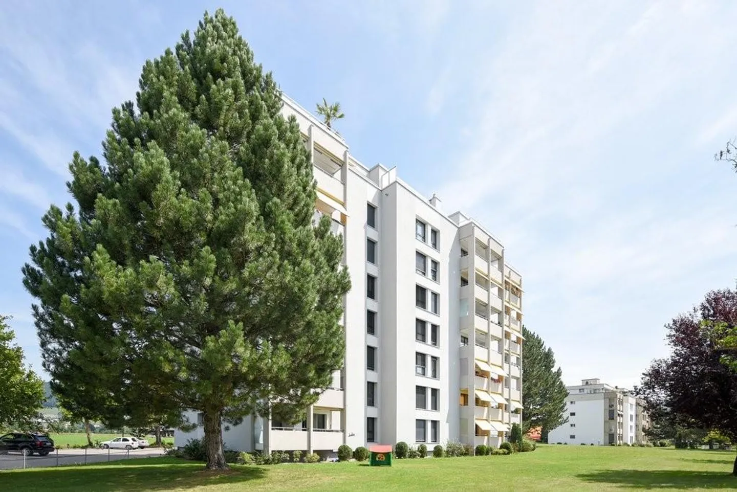 appartement moderne avec plan d'étage généreux - Photo 1 sur 7