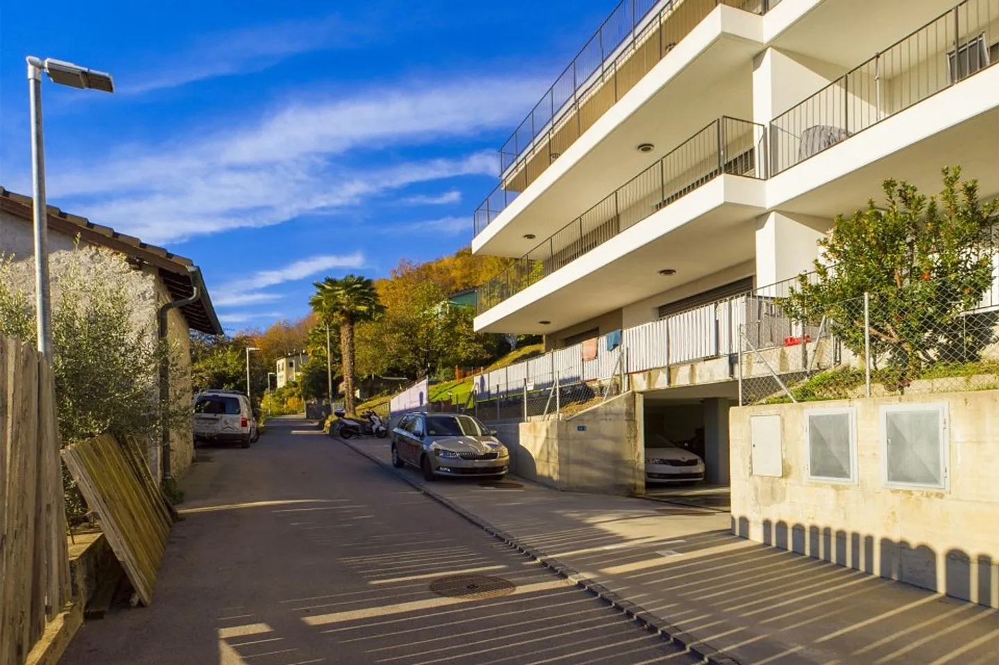 NEGGIO (PRÈS DE VERNATE) : Appartement de jardin lumineux et moderne avec une belle vue - Photo 1 sur 10