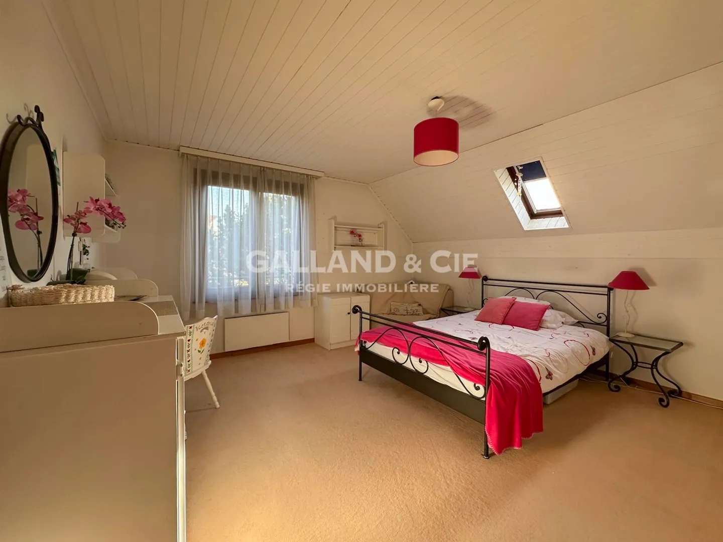 Spacious Family Villa in Morges - Photo 7 of 11