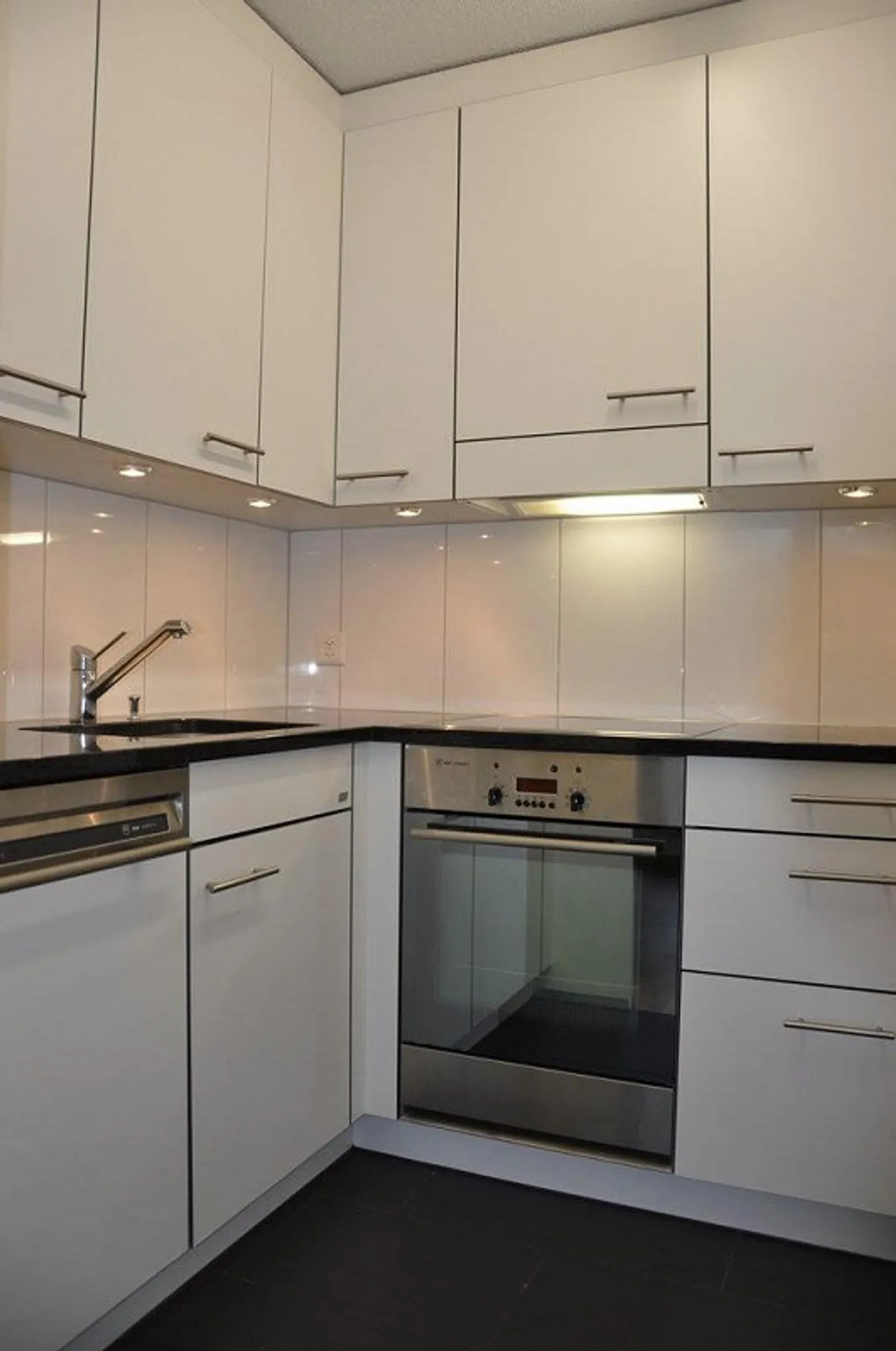 appartement moderne avec plan d'étage généreux - Photo 6 sur 7