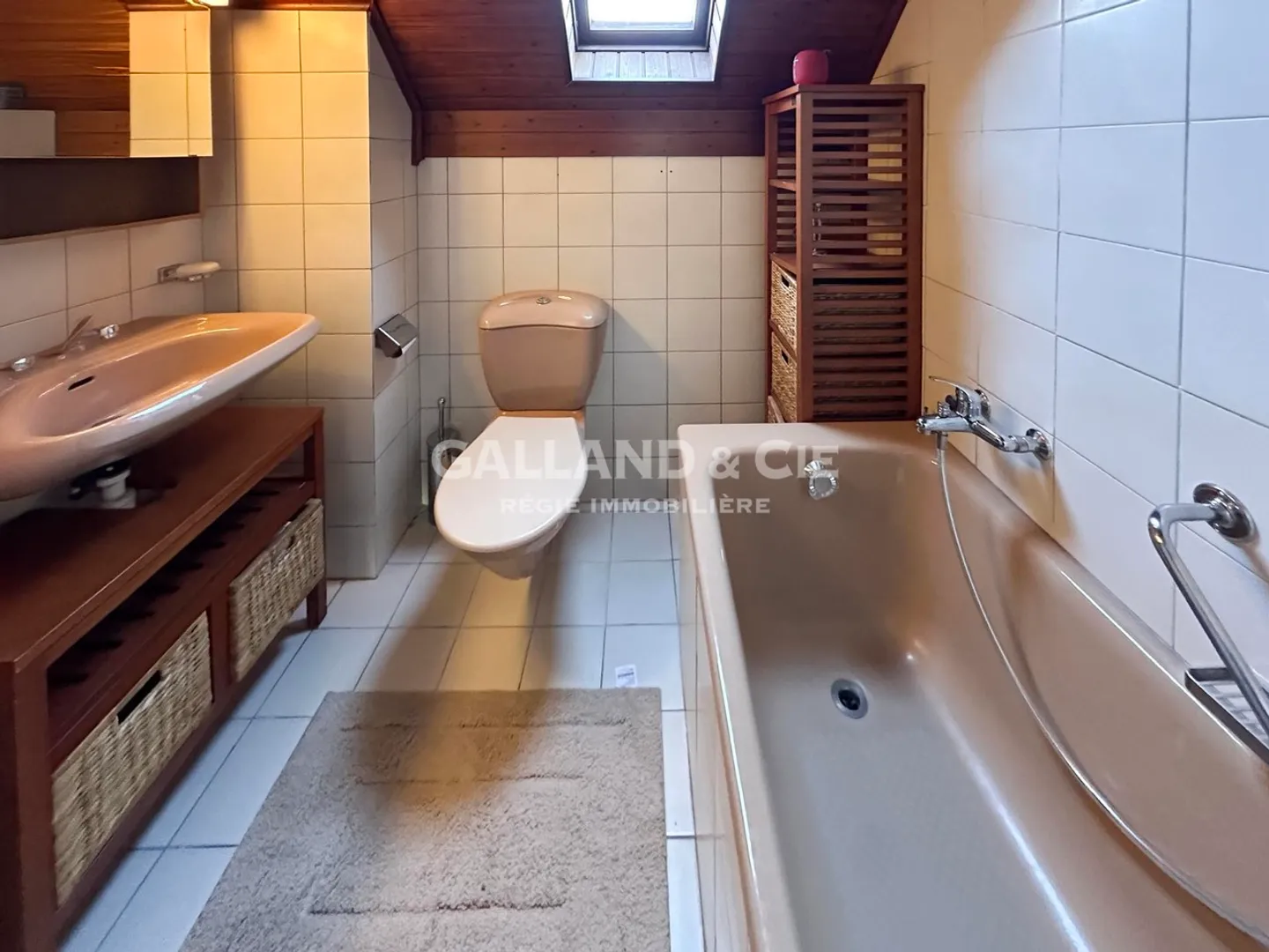 Spacious Family Villa in Morges - Photo 10 of 11