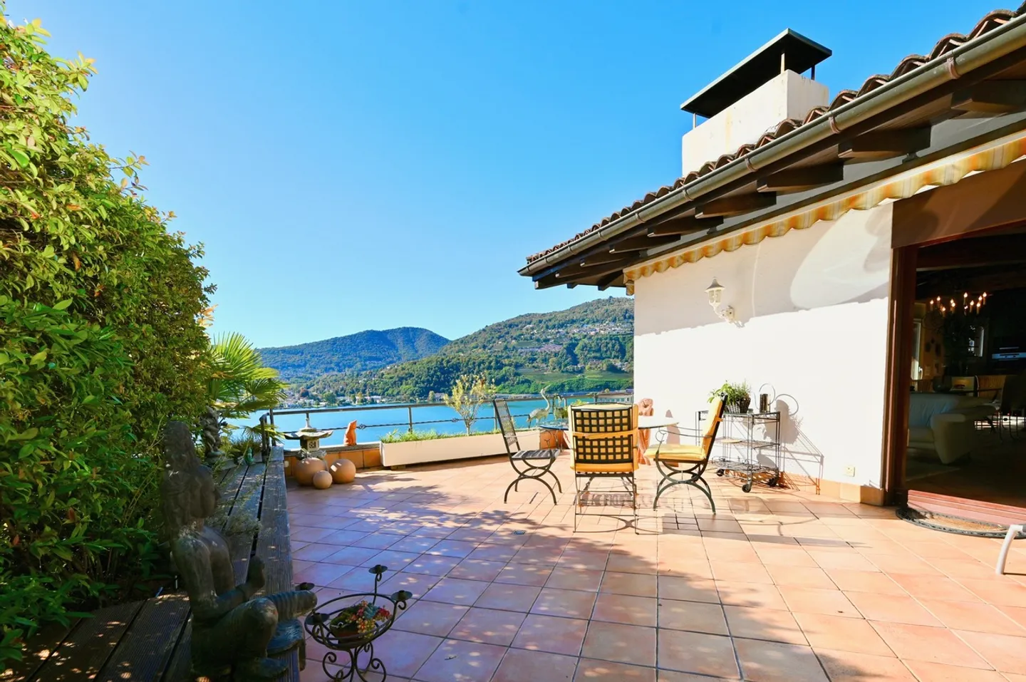 Elegantes Penthouse mit atemberaubendem 180° Blick auf den See - Ferienhaus - Foto 7 von 24