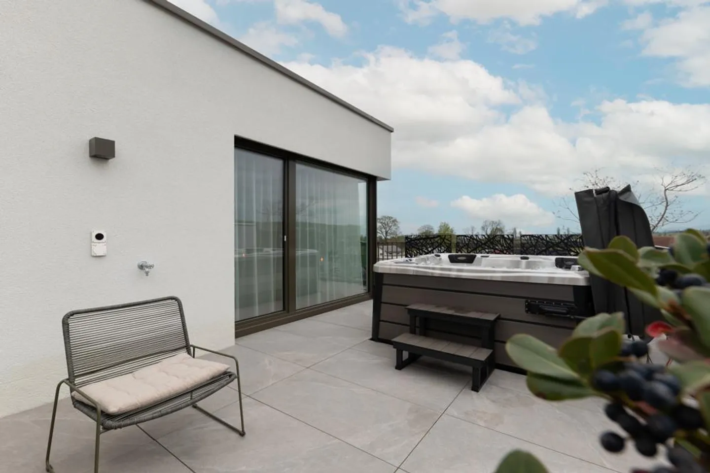 Attico di Classe – Terrazza Lifestyle con Vista Lago - Foto 2 di 21