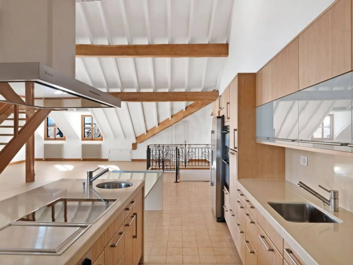 8-Zimmer-Wohnung - Foto 3 von 10