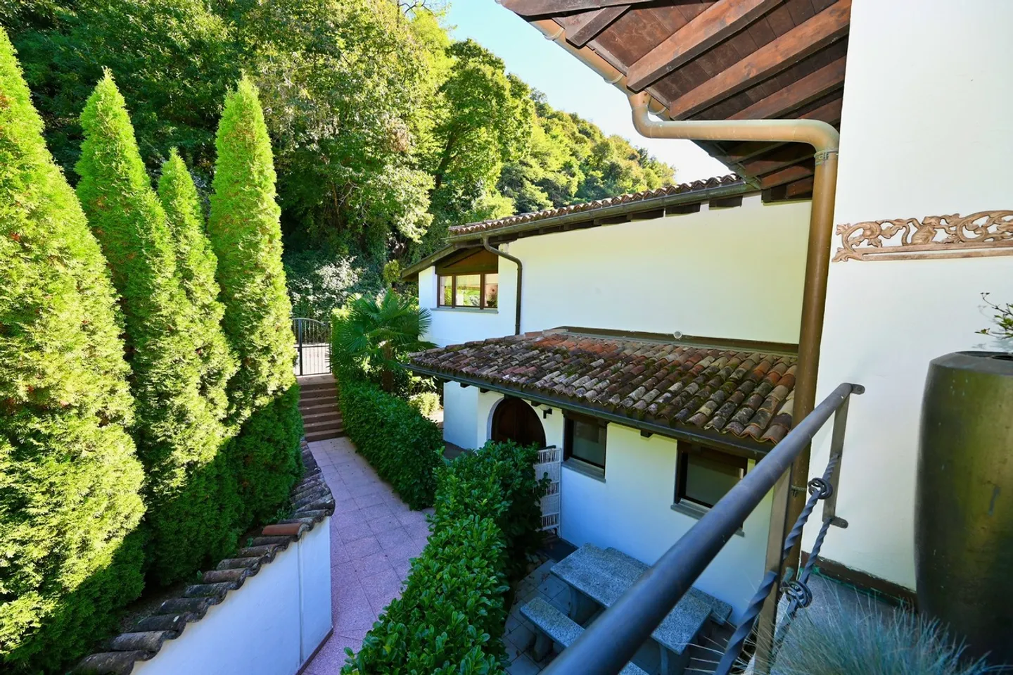 Elegantes Penthouse mit atemberaubendem 180° Blick auf den See - Ferienhaus - Foto 23 von 24
