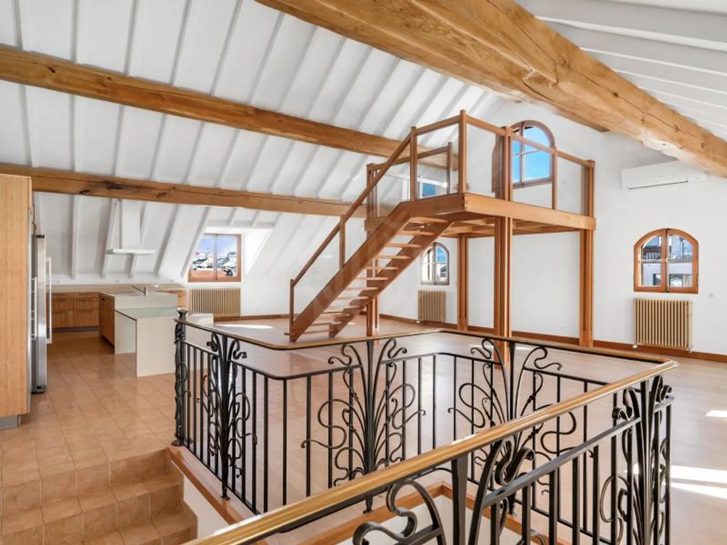 8-Zimmer-Wohnung - Foto 1 von 10