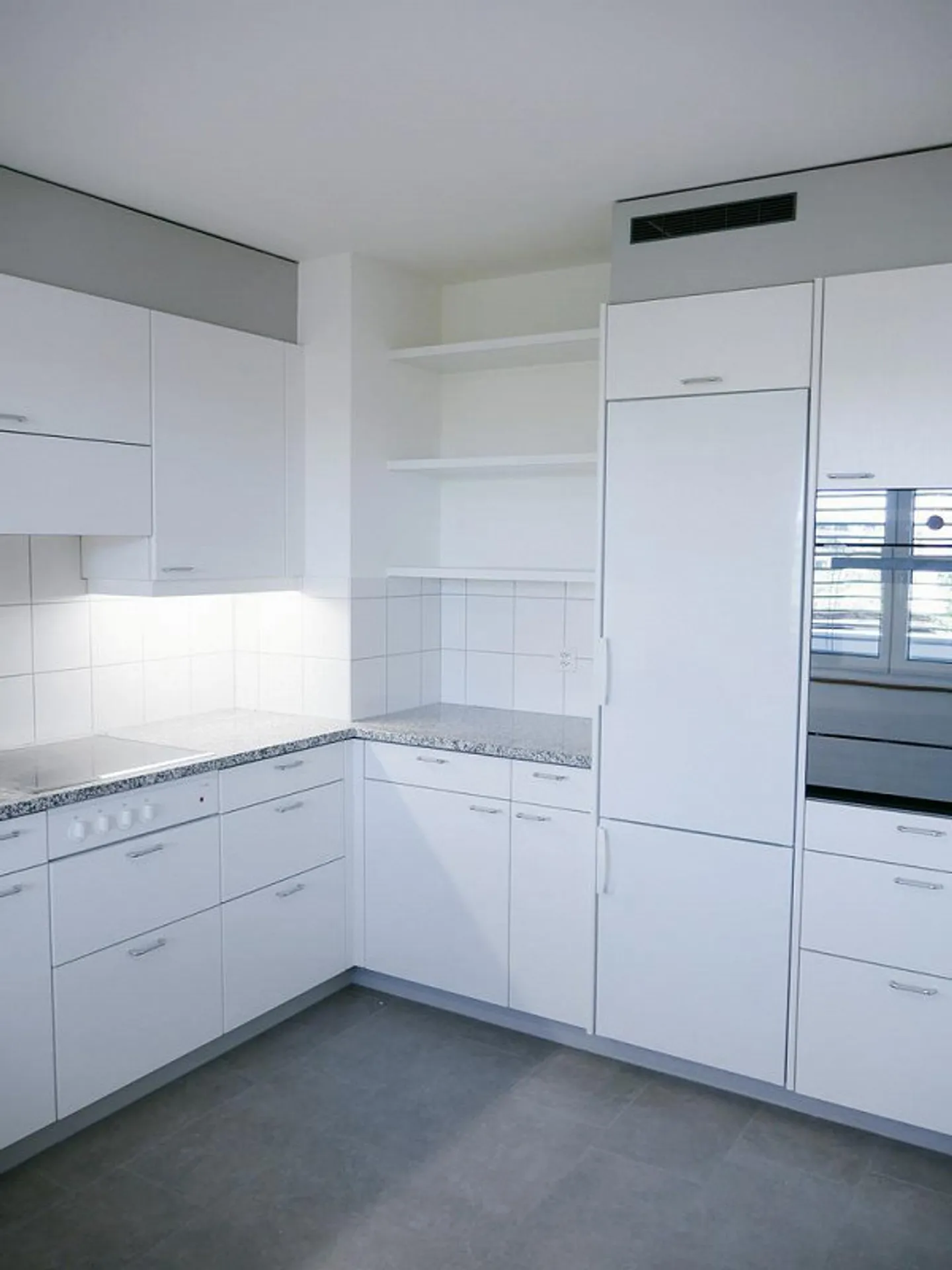 Attractive 4.5-room maisonette apartment - Photo 3 of 8