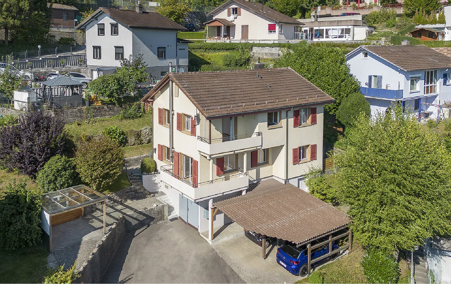 Wohnhaus mit zwei Wohnungen in Belp... - Foto 1 von 9