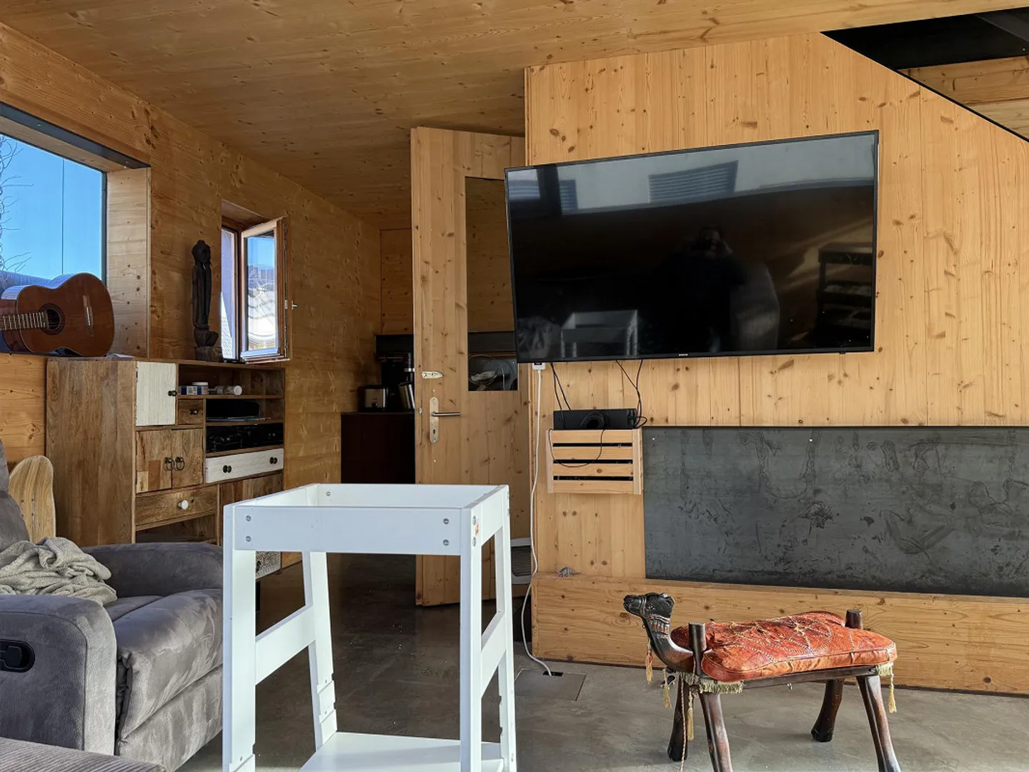 Detached End Row House - Photo 12 of 19