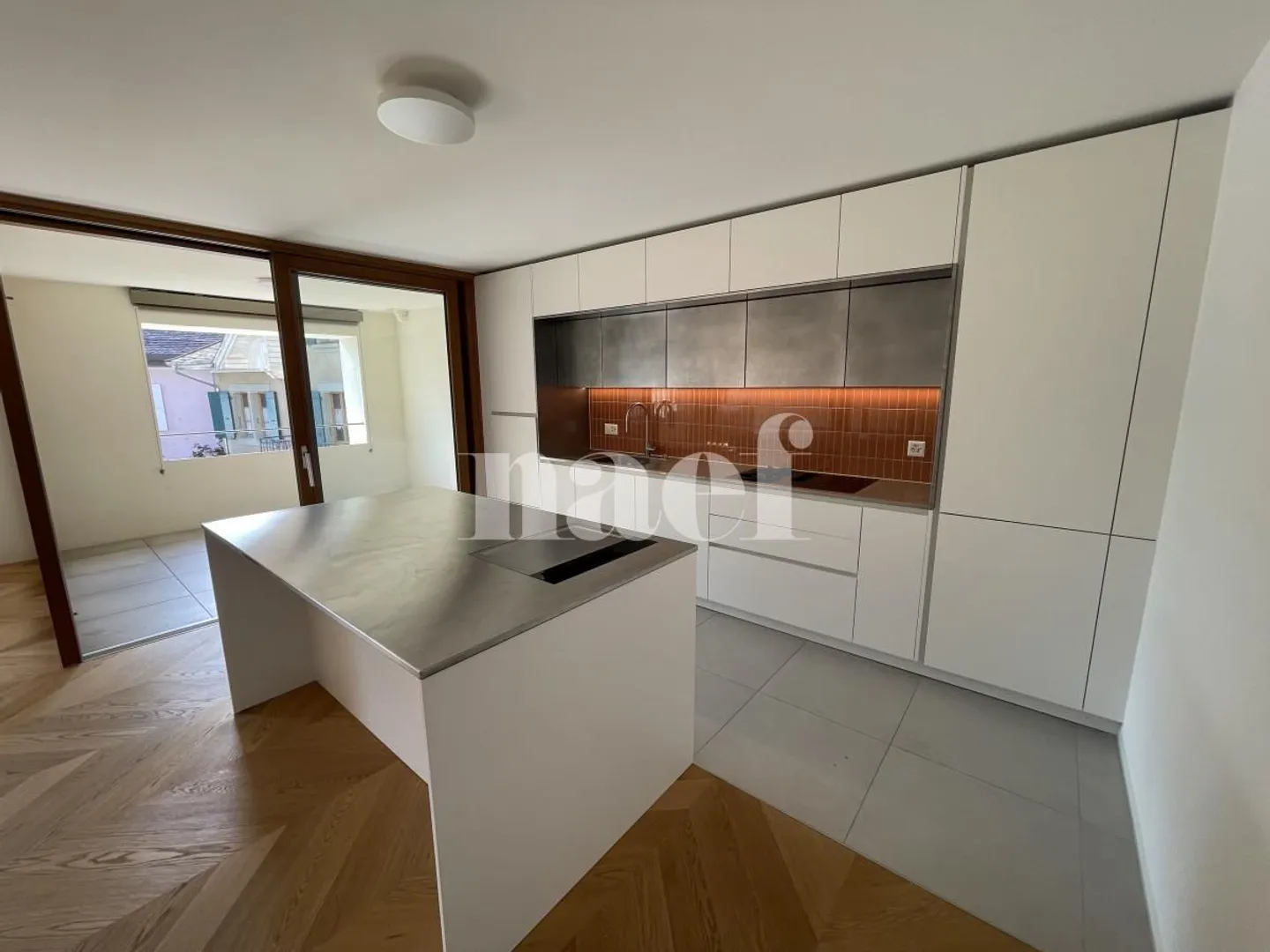 Im Herzen des Dorfes Etoy - Schönes modern renoviertes 4,5-Zimmer-Apartment im 1. Stock - Foto 3 von 13