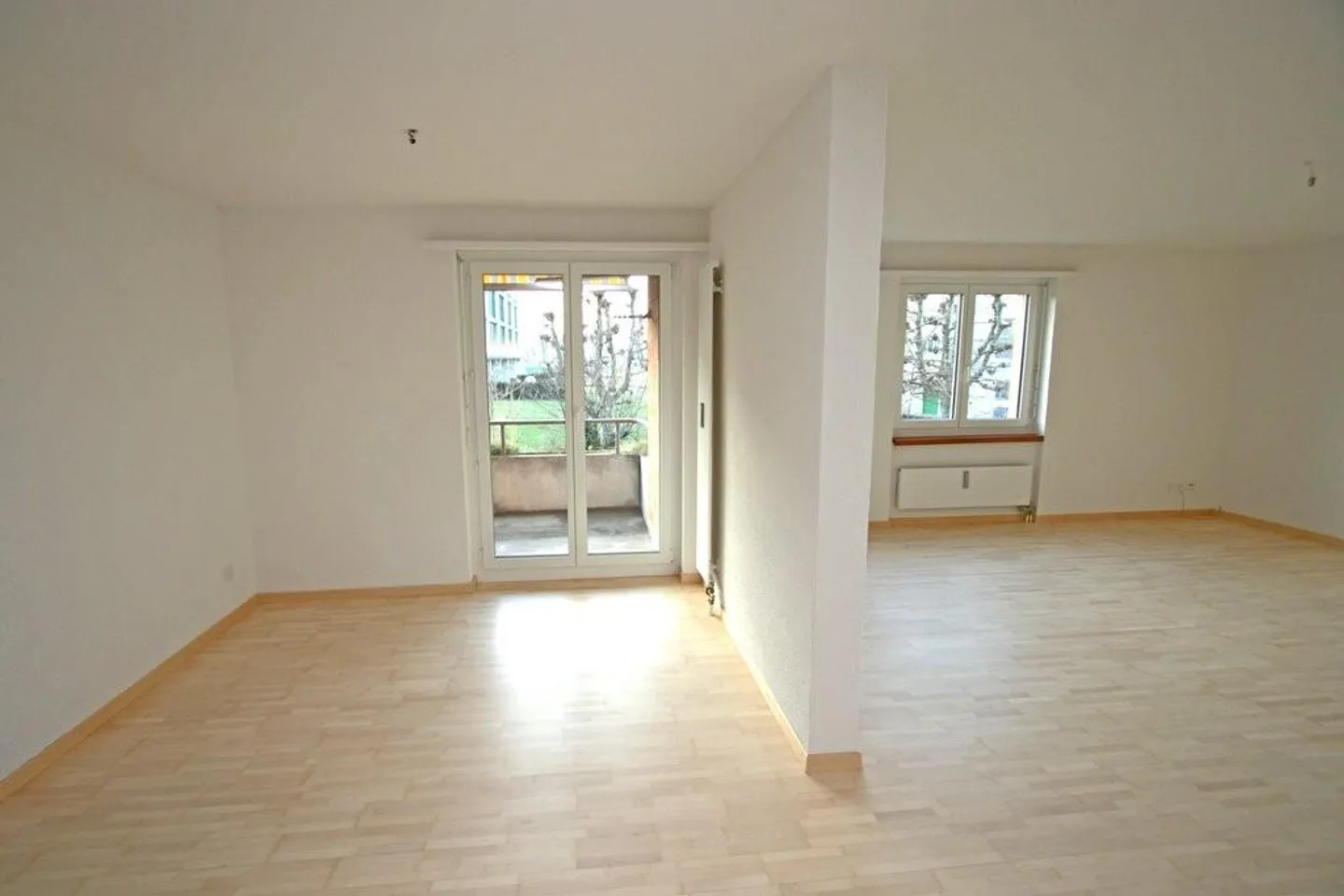 Ampio appartamento di 5,5 stanze in una posizione adatta alle famiglie ad Arbon - Foto 6 di 10