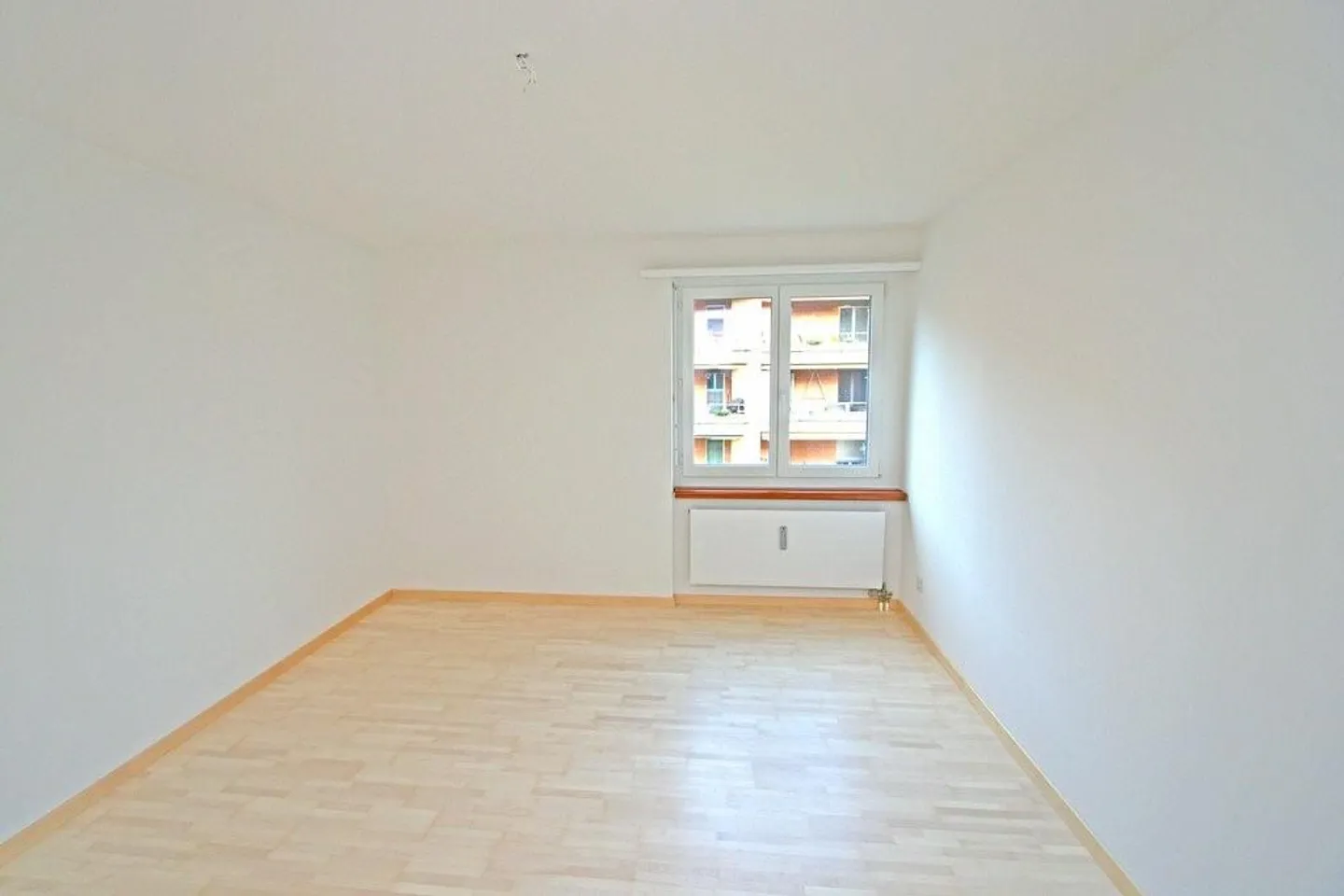 Ampio appartamento di 5,5 stanze in una posizione adatta alle famiglie ad Arbon - Foto 9 di 10