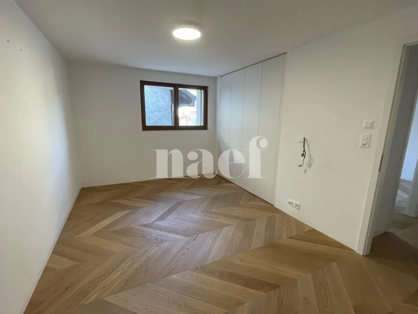 Im Herzen des Dorfes Etoy - Schönes modern renoviertes 4,5-Zimmer-Apartment im 1. Stock - Foto 6 von 13