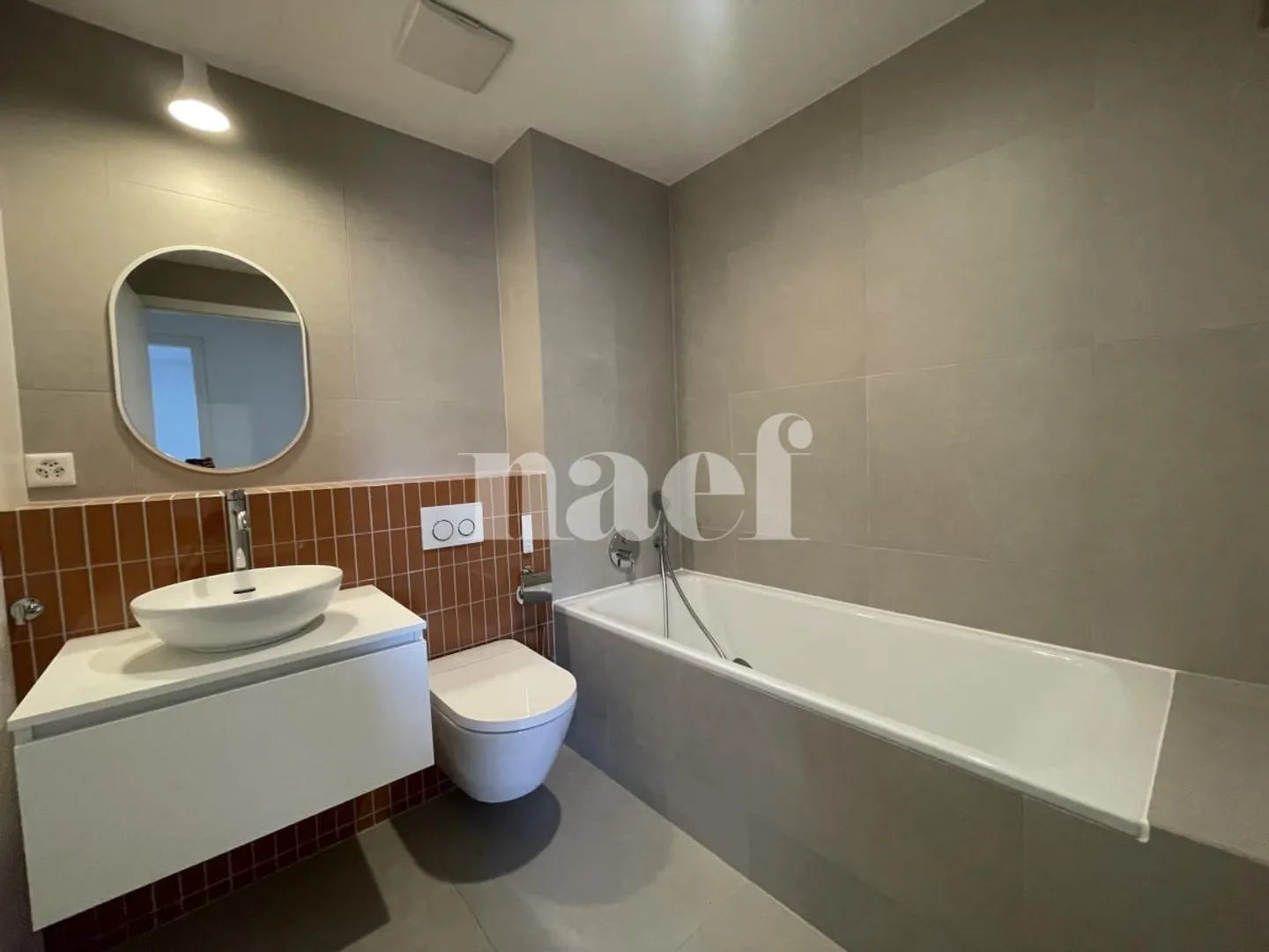 Im Herzen des Dorfes Etoy - Schönes modern renoviertes 4,5-Zimmer-Apartment im 1. Stock - Foto 8 von 13