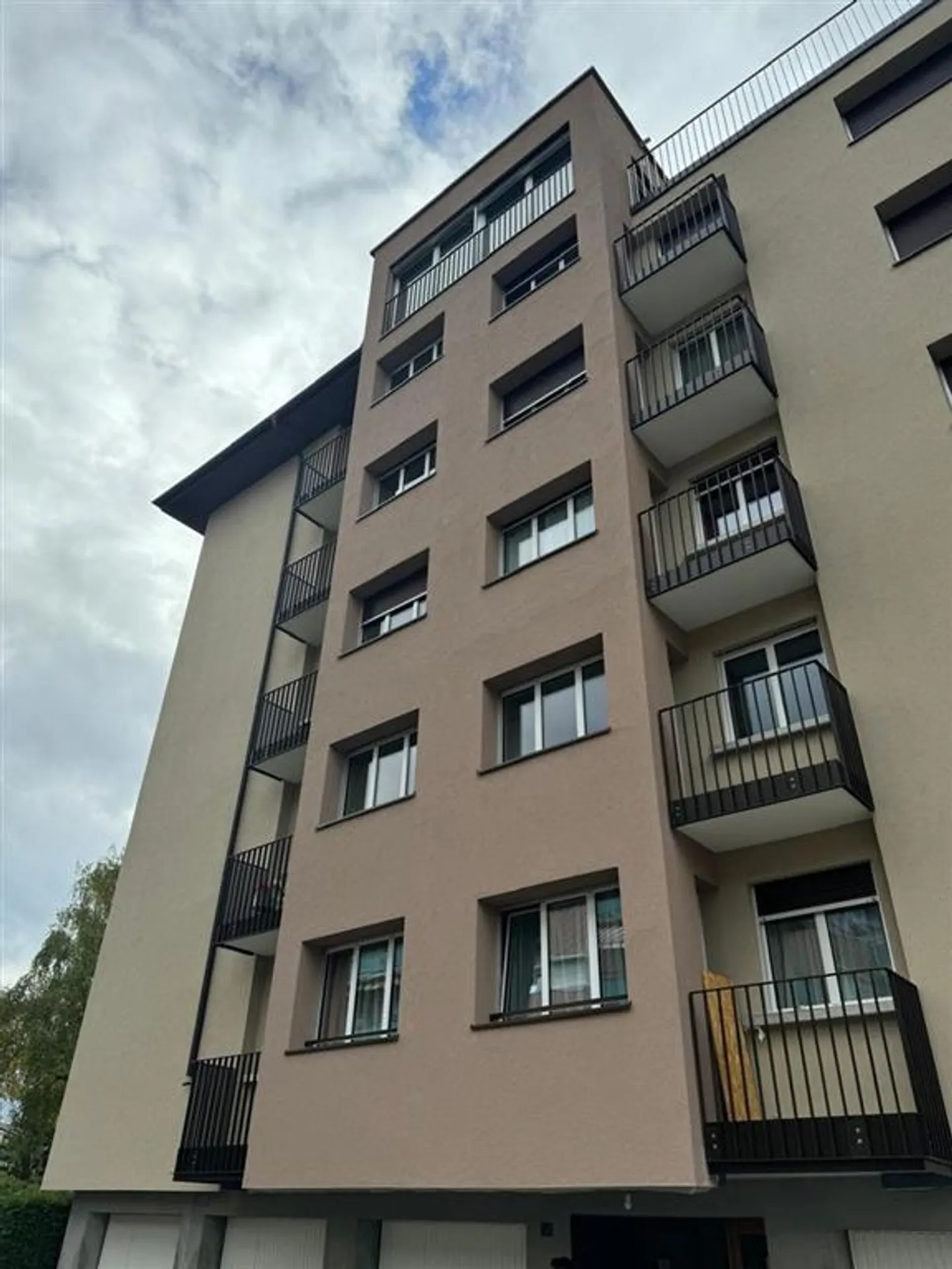 Appartamento 4.5 locali - Foto 2 di 10