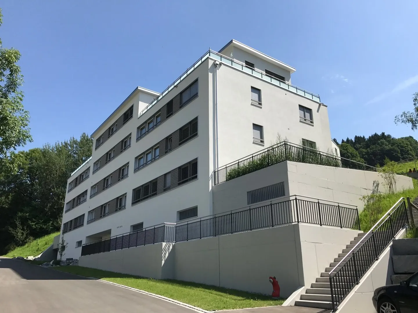 Moderne 3.5-Zi. Wohnung - Foto 1 von 8