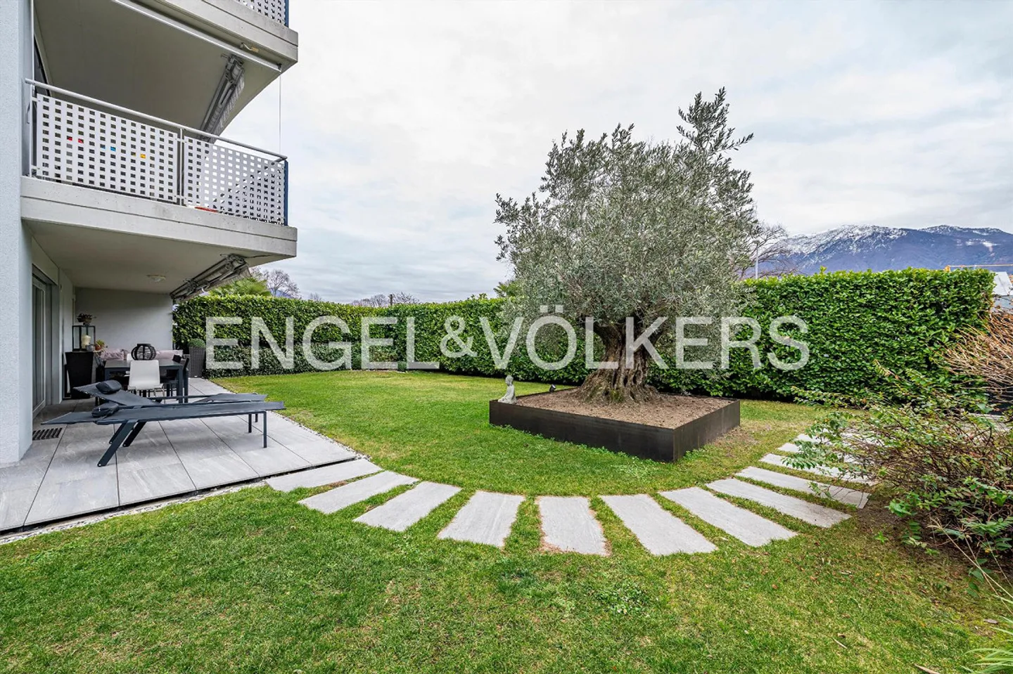 Ground floor apartment with garden flair (92) - Photo 13 of 13