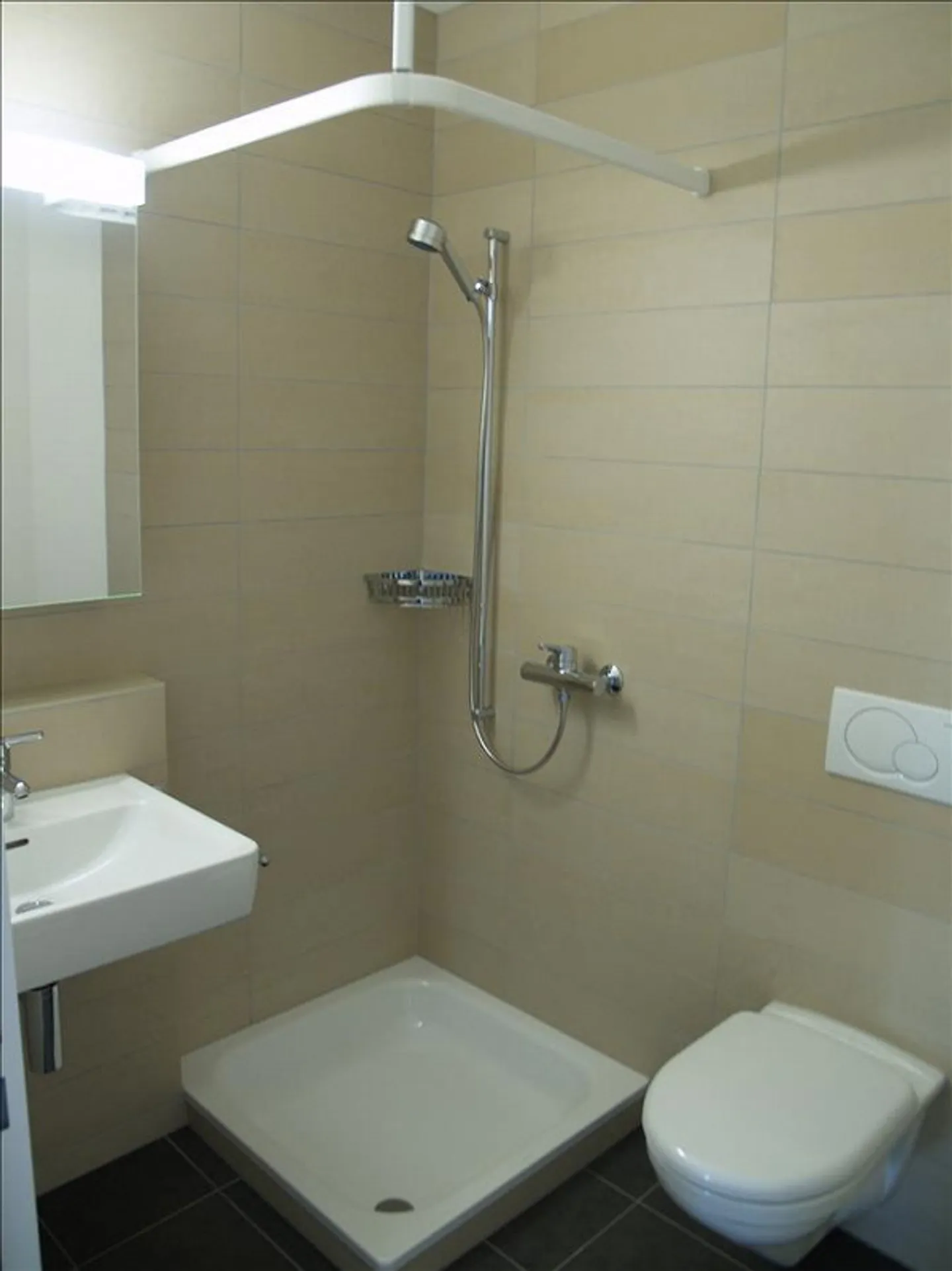 Appartamento Moderno in Posizione Centrale - Foto 4 di 6