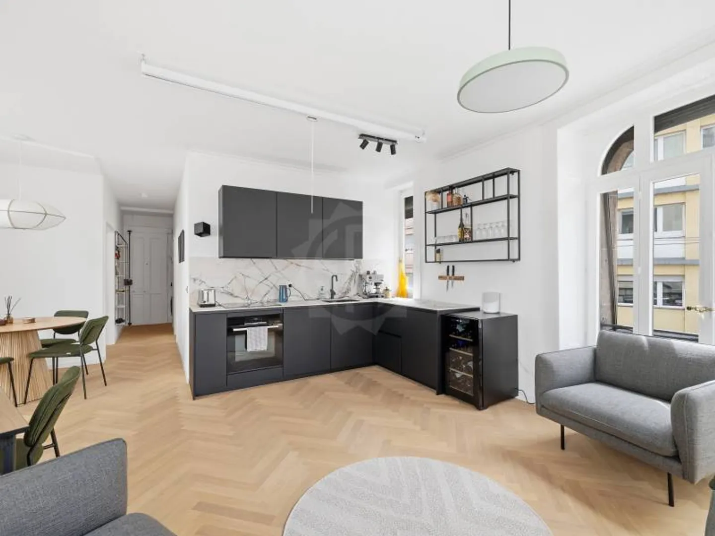 4-room apartment - Photo 3 of 7