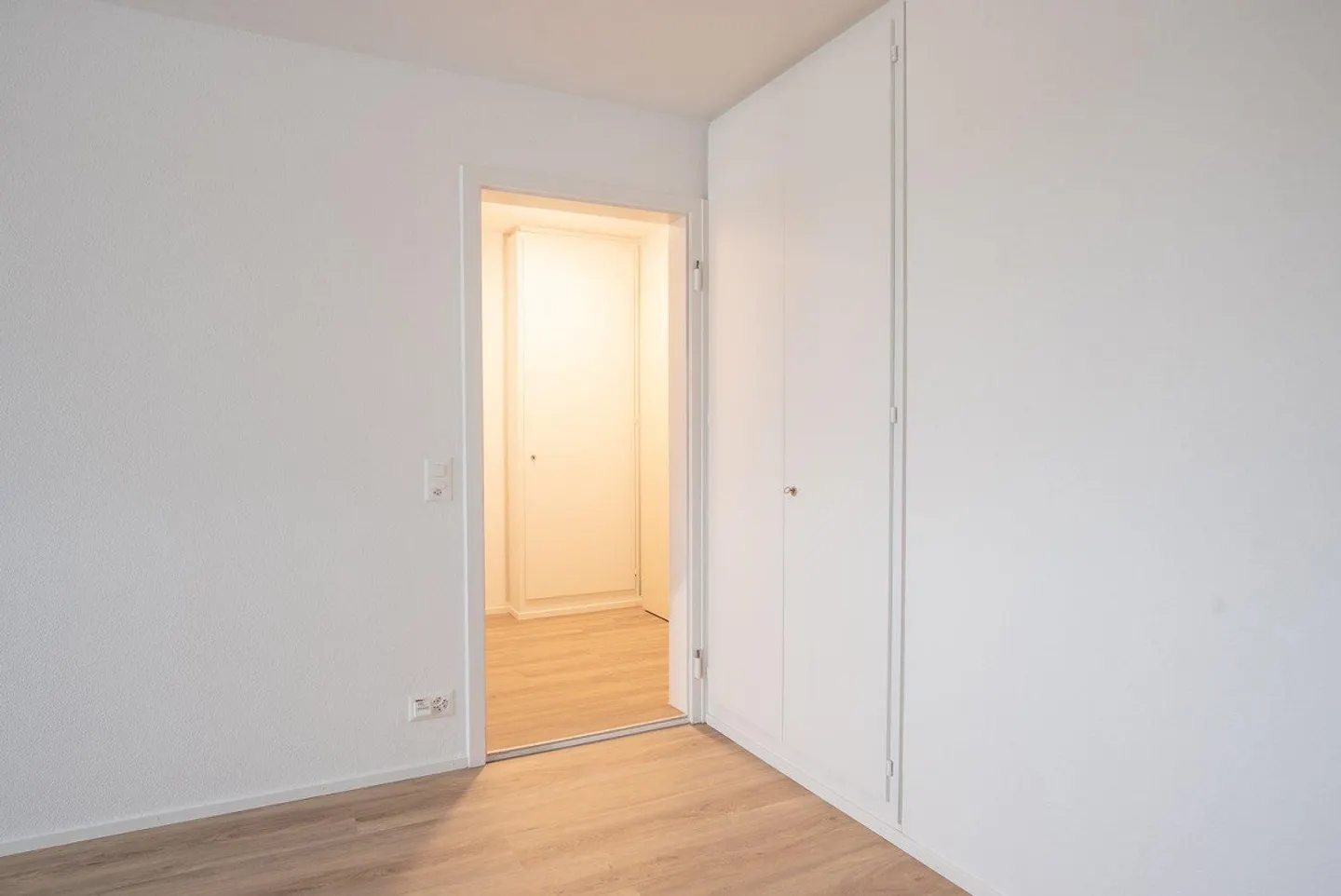 Appartement rénové à louer - Photo 4 sur 7