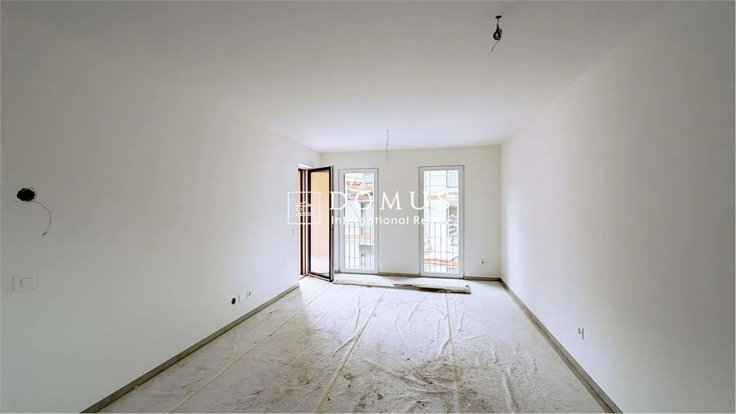 New modern two-room apartment in Giubiasco - Photo 3 of 9