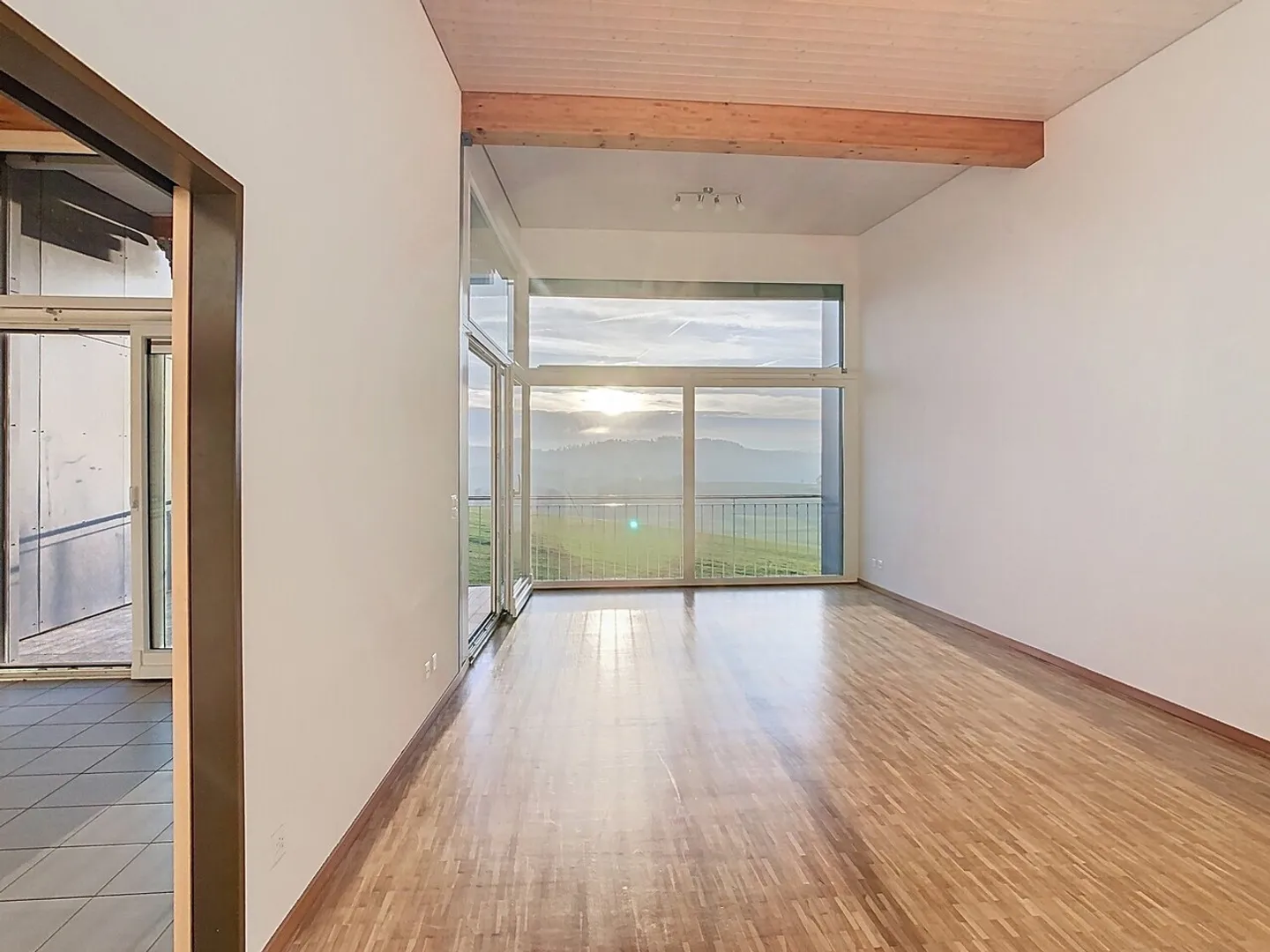 «CHARMANTE 3.5 ZIMMER WOHNUNG» - Foto 2 von 13