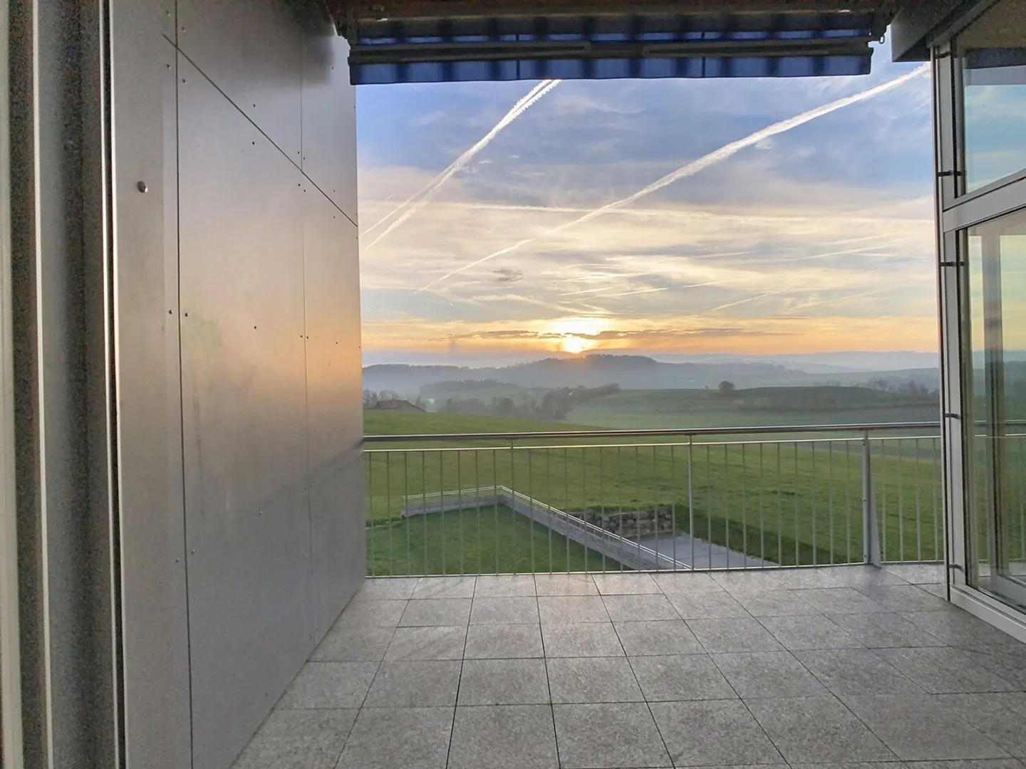 «CHARMANTE 3.5 ZIMMER WOHNUNG» - Foto 3 von 13