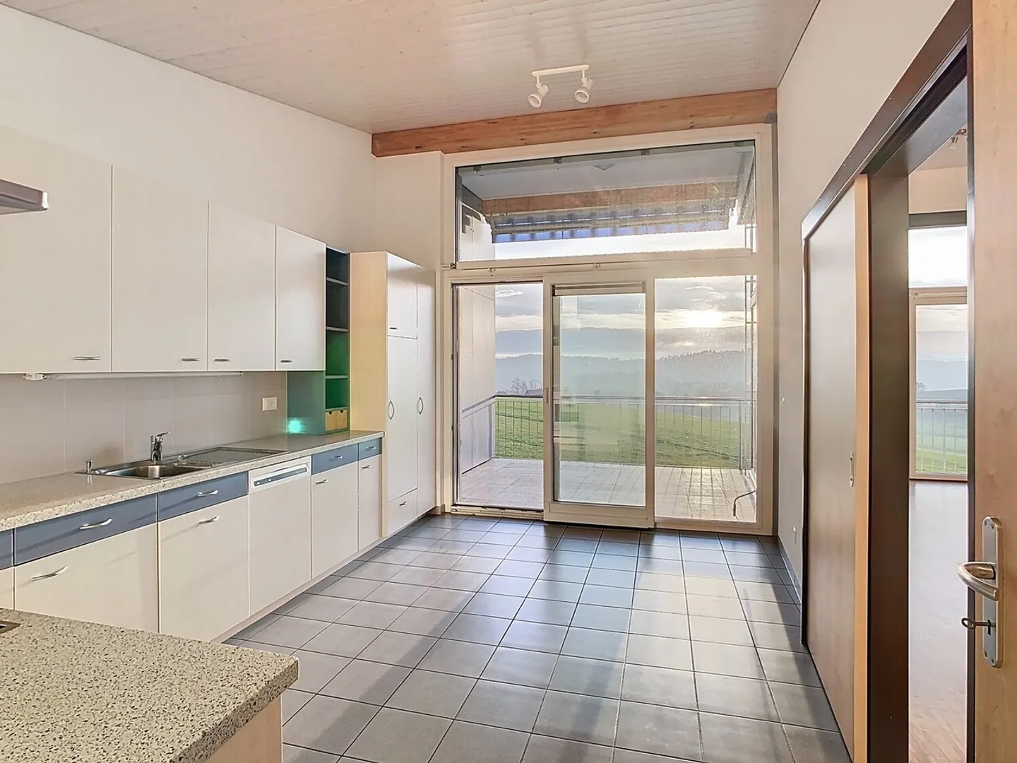 «CHARMANTE 3.5 ZIMMER WOHNUNG» - Foto 7 von 13