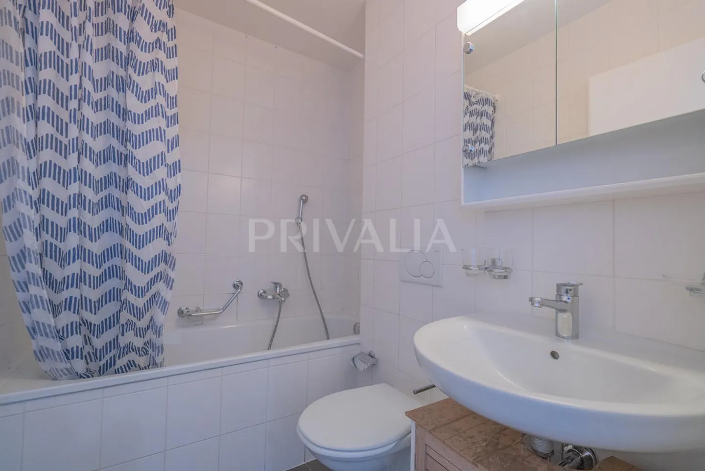 Schöne 5-Zimmer-Wohnung in der Nähe von Internationalen Organisationen - Foto 5 von 9