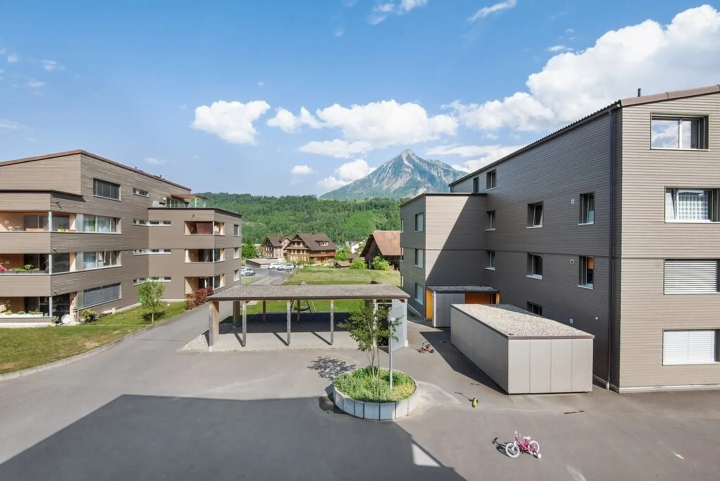Vivere in una zona residenziale tranquilla e adatta ai bambini - Foto 1 di 8