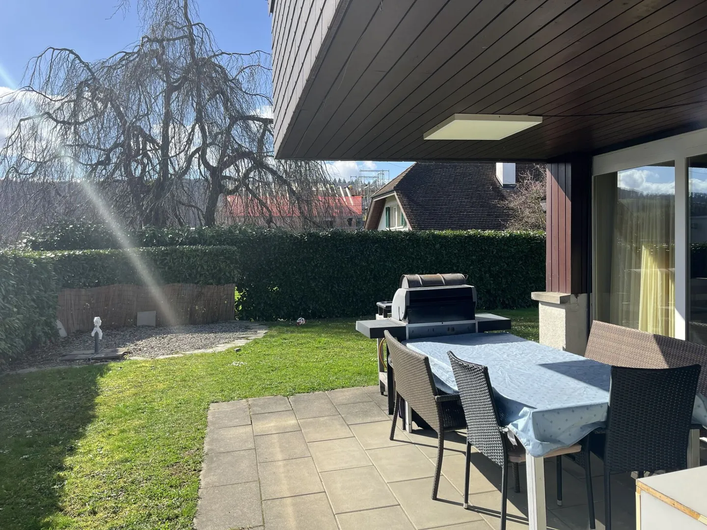 RENOVATION OR NEW BUILD? 5.5-Room Single-Family House - Photo 2 of 5