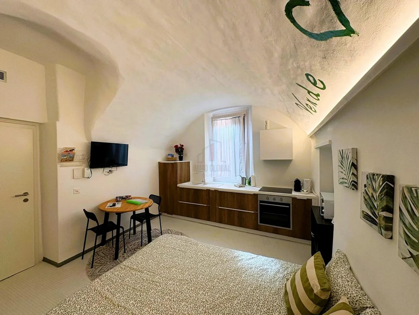 GROßE GELEGENHEIT, EIGENTUM MIT GÄSTEHAUS-LIZENZ - Foto 2 von 13