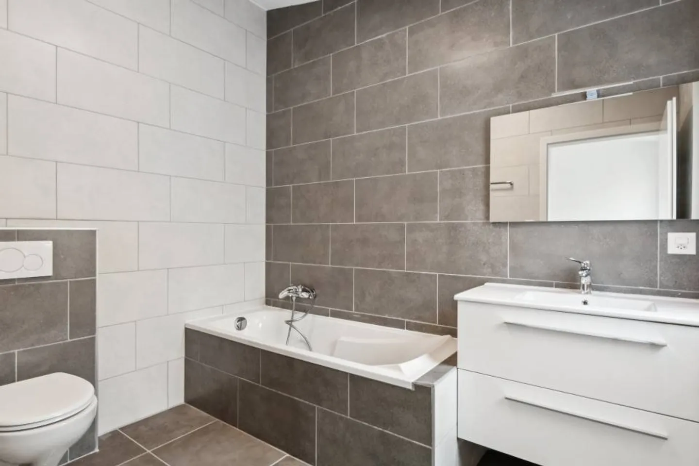 The Accessibility of Excellence: Your New Villa from CHF 800.- per Month - Photo 9 of 13