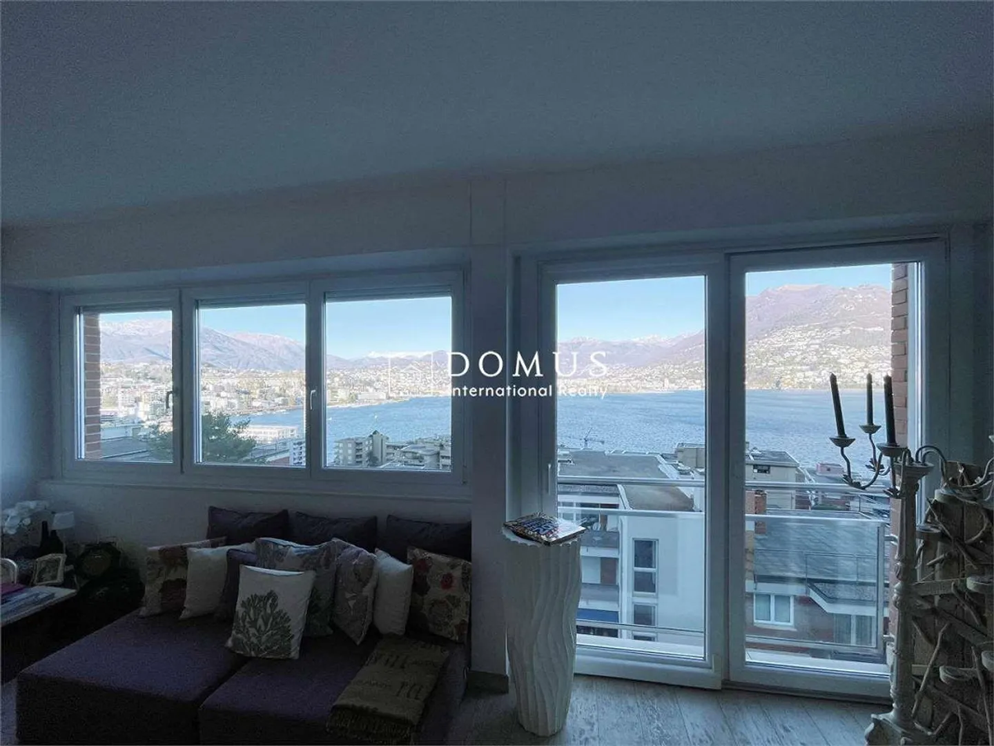 3.5 pièces avec piscine et vue imprenable sur le lac - Photo 4 sur 13