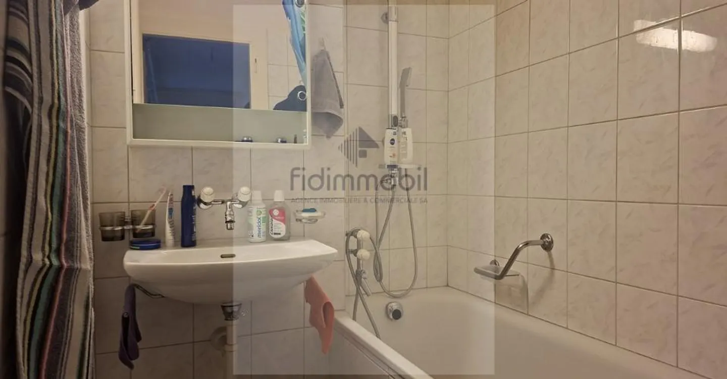 Charmant Appartement 2 Pièces - Photo 6 sur 7