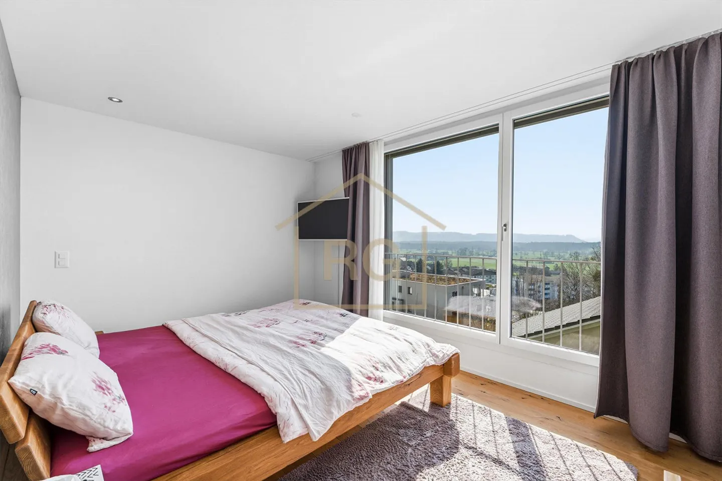 Esclusiva casa di 6,5 stanze con appartamento di 4,5 stanze - Foto 10 di 19