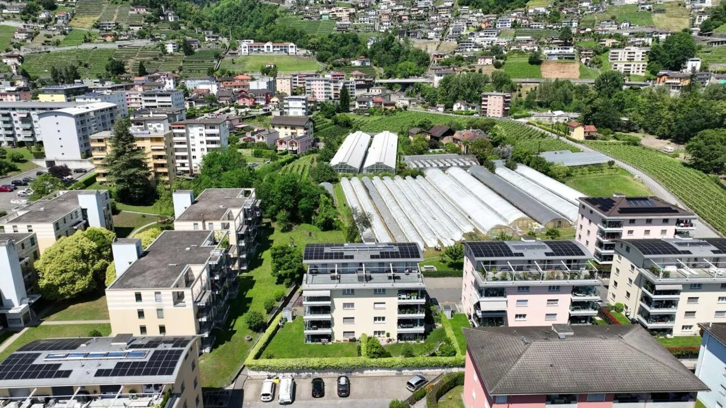 VENDESI A TENERO - Splendido attico con terrazzo privato di 92 m² - Foto 3 von 25