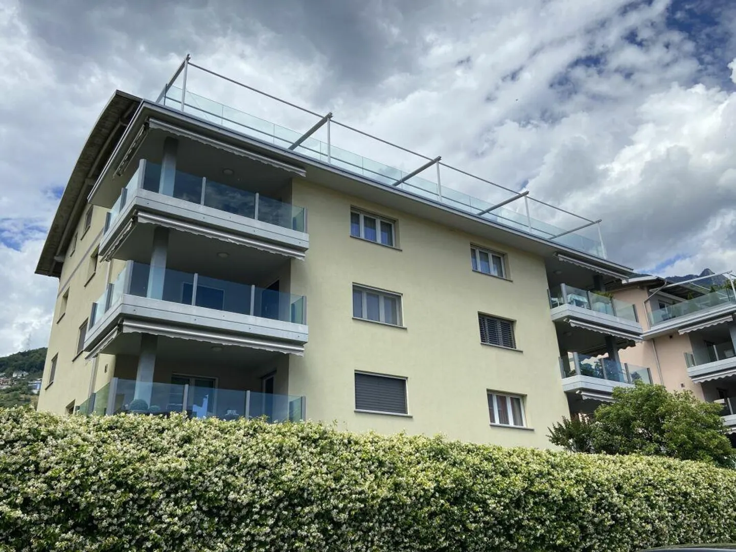 VENDESI A TENERO - Splendido attico con terrazzo privato di 92 m² - Foto 4 von 25