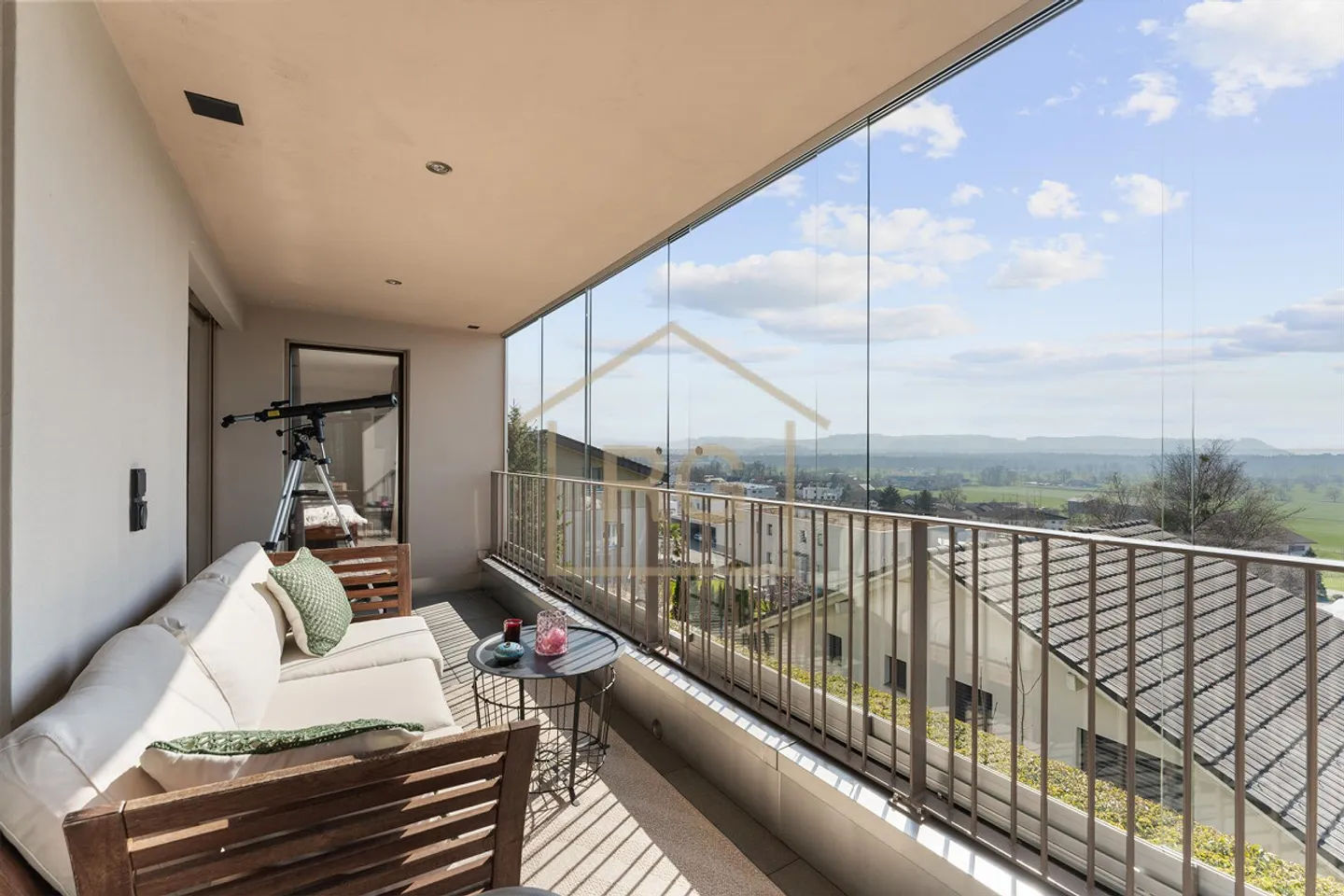 Esclusiva casa di 6,5 stanze con appartamento di 4,5 stanze - Foto 13 di 19